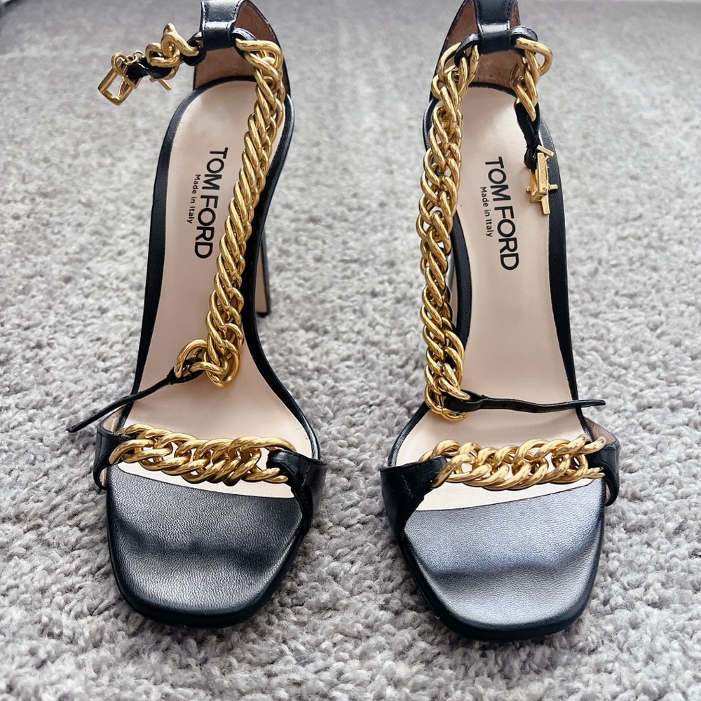 Excellent quality, authentic, size 37 Tom Ford Leather high heels